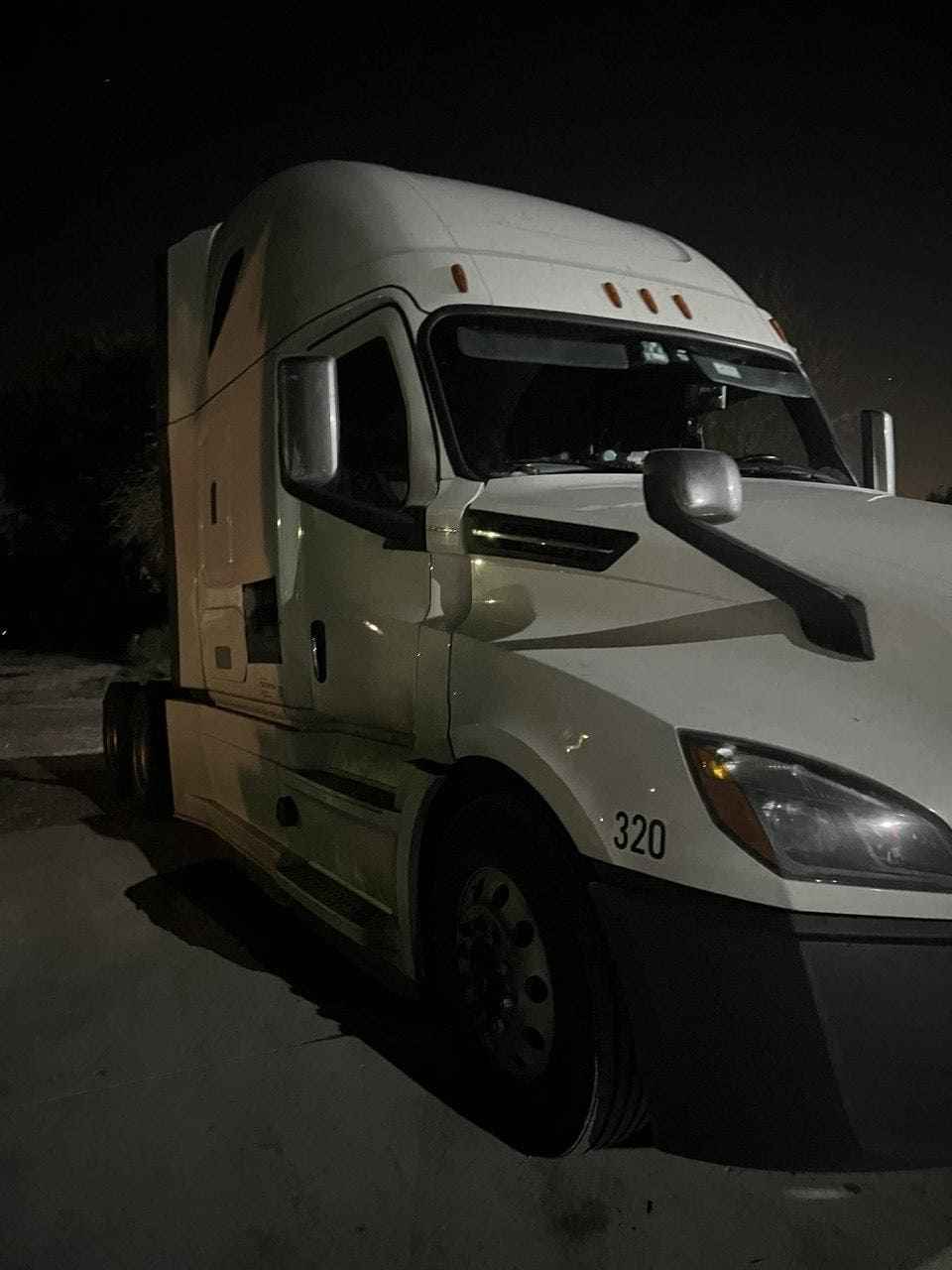 International Truck Repair | 24/7 Mobile Repair Service 3 Clear and Transparent Communication Throughout Dallas-Fort Worth